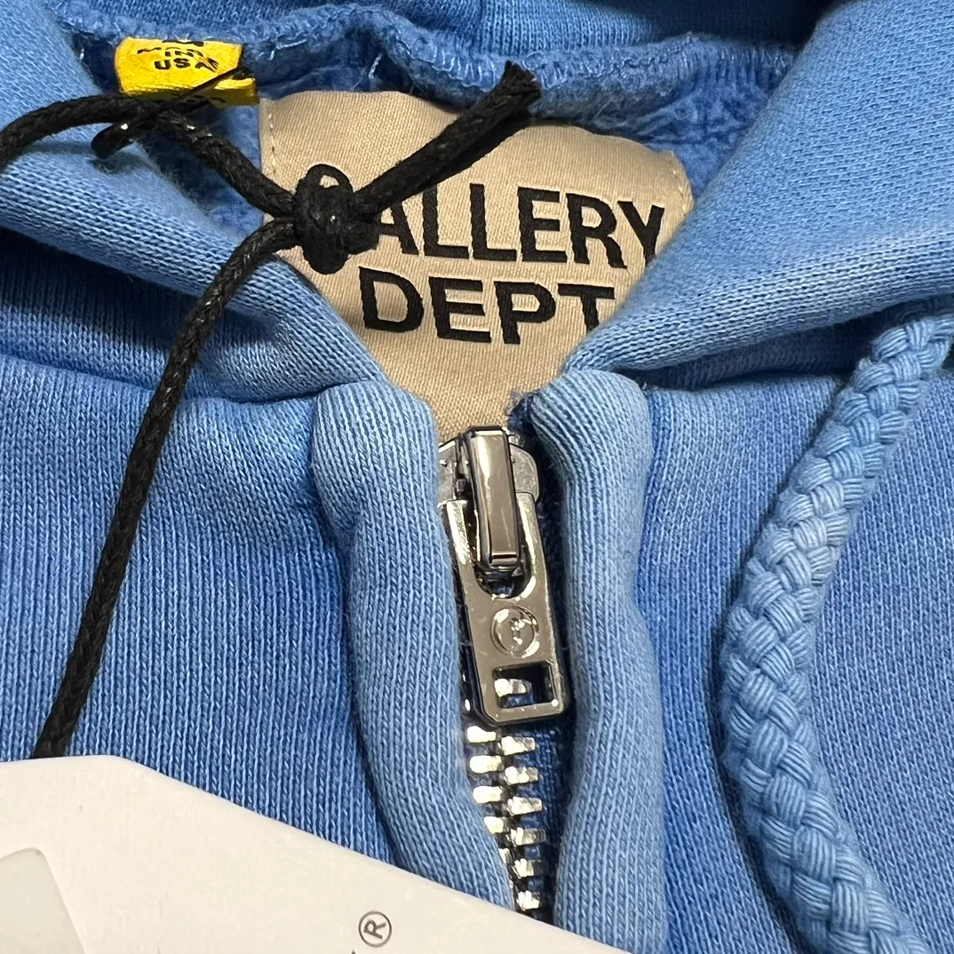 More details GALLERY DEPT. SUN FADED ENGLISH LOGO ZIP UP/BLUE Sun-washed blue water ripple English zipper hoodie washed blue S-XL